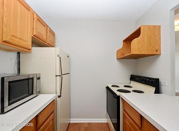 4th image of 4343 N Clarendon Ave APT 1607