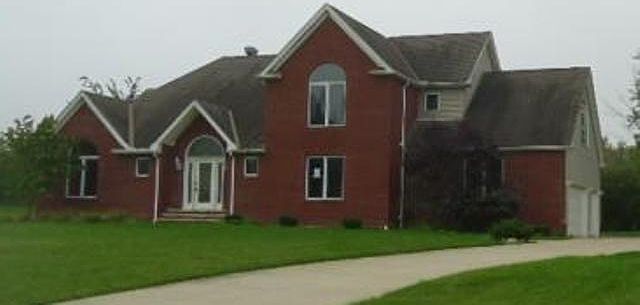 1st image of 39910 Lochmoor Dr