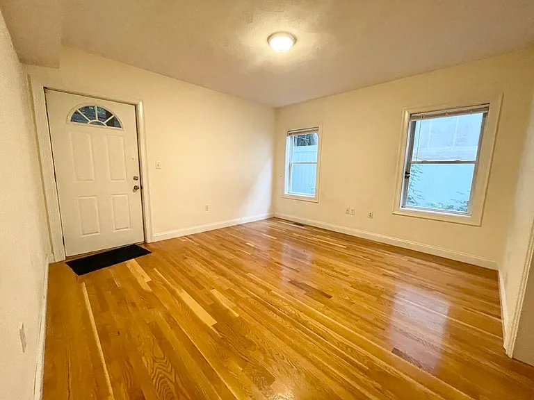128 Hillside St #1A — Photo 6