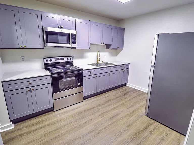 170 Westwood Dr — Photo 19