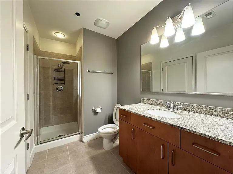 950 W Peachtree St NW — Photo 16