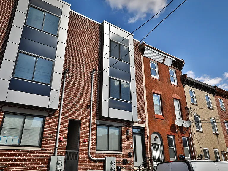 935 W Dauphin St #B — Photo 22