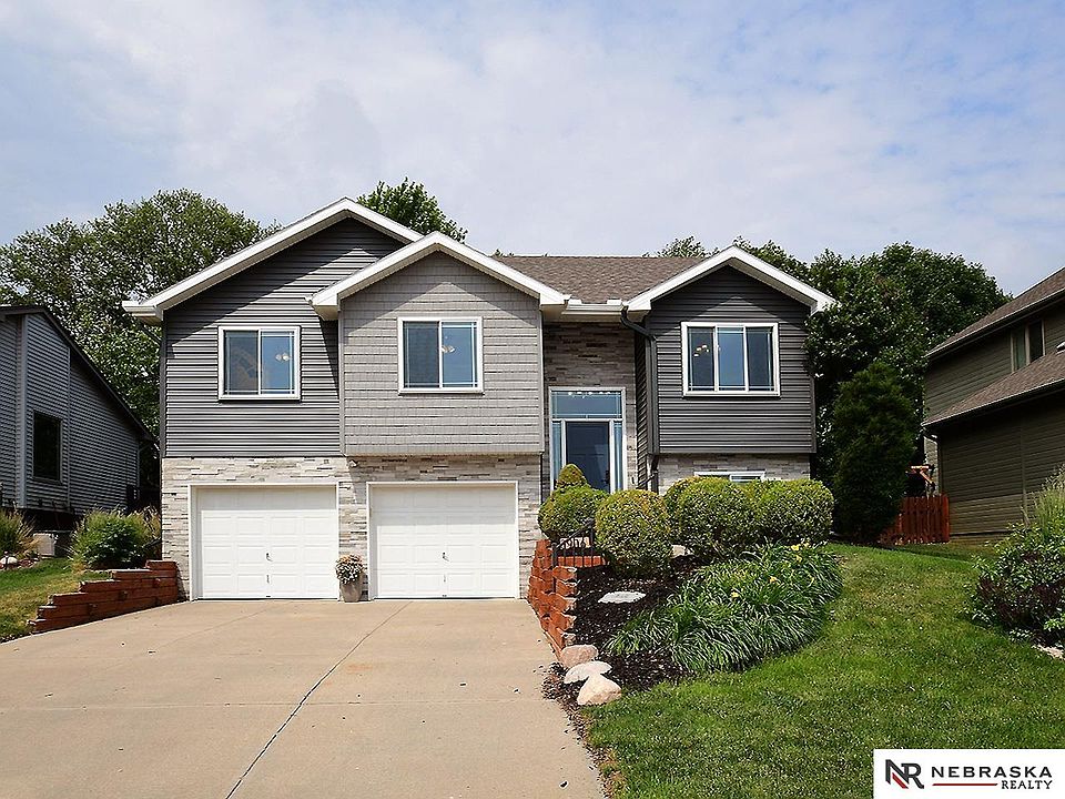 1st image of 3906 N 156th Ave