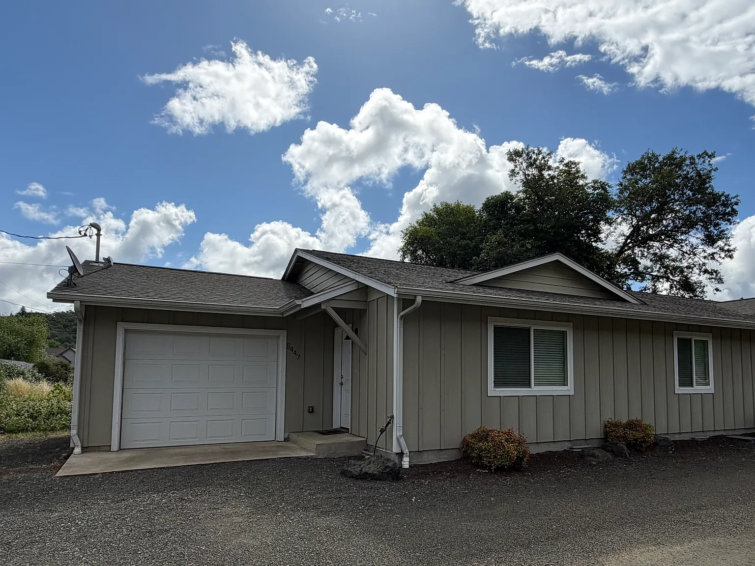 2 bed, 1250 sqft, $1,450 — Photo 2