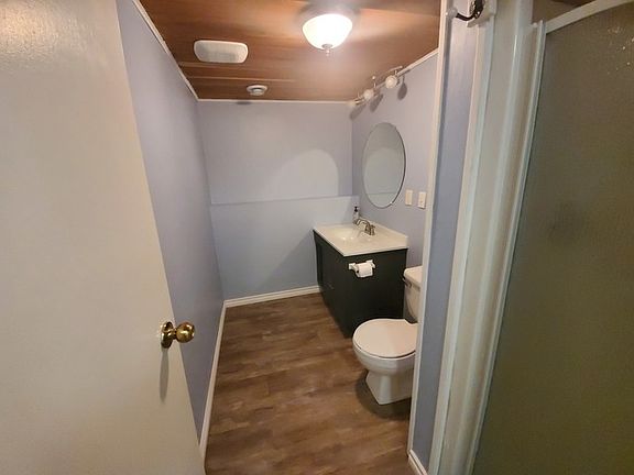 5th image of 3910 54th Ave