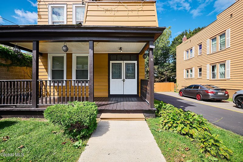3rd image of 4 Wilkins Avenue