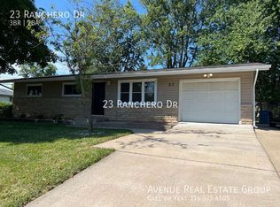 23 Ranchero Dr, Saint Charles, MO 63303