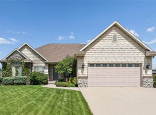 1900 Valentine Dr, Marion, IA 52302