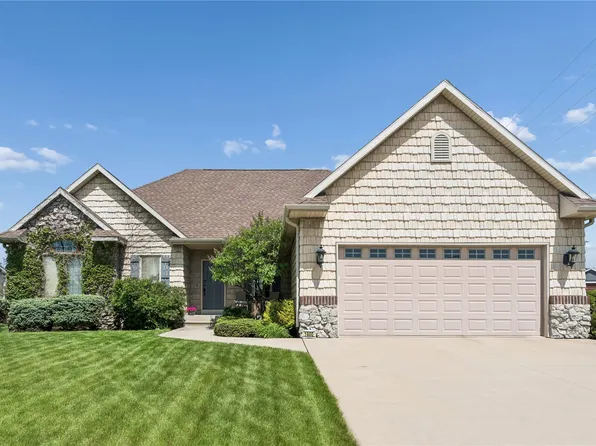 1900 Valentine Dr, Marion, IA 52302