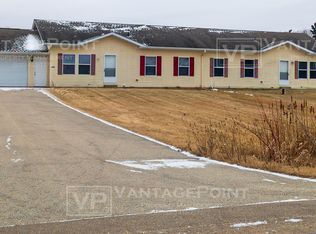 456 Gator Ln #A, Cecil, WI 54111