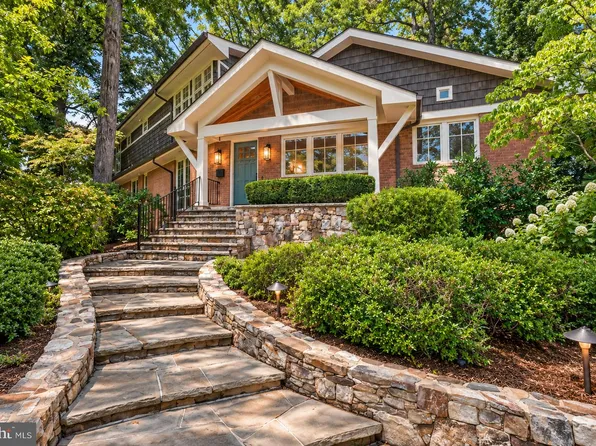 3467 N Venice St, Arlington, VA 22207