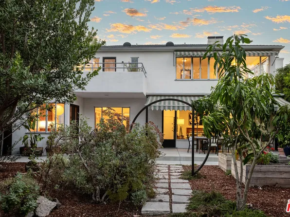 4966 Ambrose Ave, Los Angeles, CA 90027