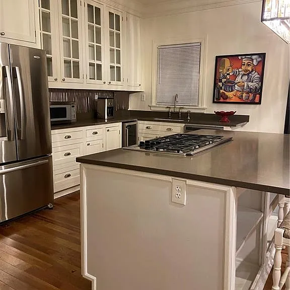 650 Elbert St SW — Photo 2
