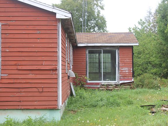 5th image of 498 Old County Road