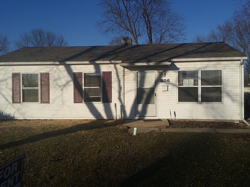1st image of 806 Saint Matthew Dr