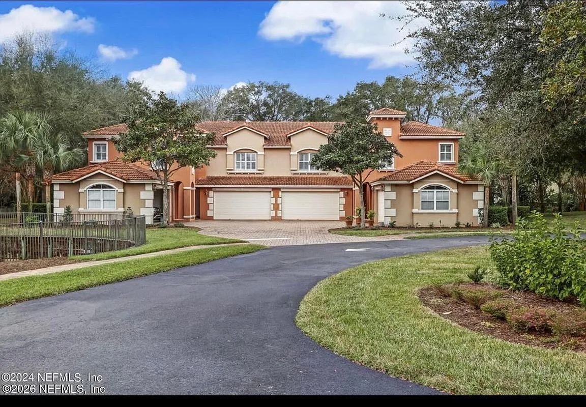 3 bed, 2.0 bath, 1991 sqft, $3,800 — Photo 1