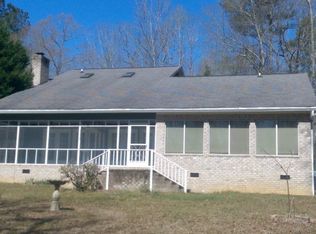 140 Row Boat Ln, Elloree, SC 29047
