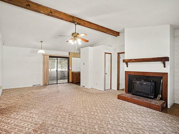 3rd image of 519 Longleaf Rd