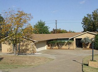 6116 Cherokee Dr, Granbury, TX 76049