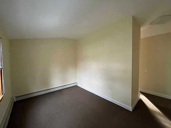 3rd image of A 98th Ct