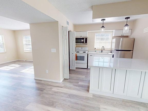 4th image of 1228 E Muriel St #A