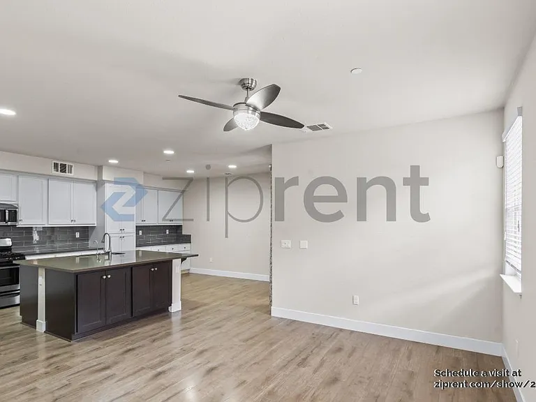 3786 Vine St — Photo 5