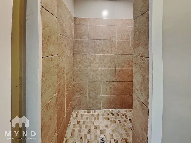 2406 Jenwood St — Photo 13