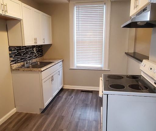 3rd image of 482 Crestline Ave #317526000