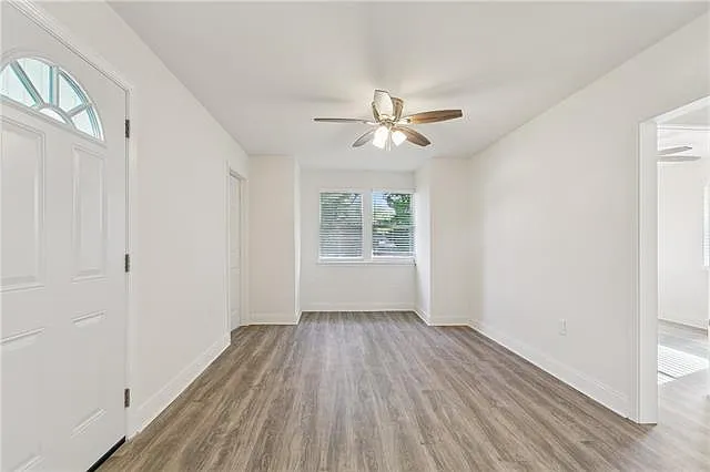 3 bed, 1.5 bath, 872 sqft, $1,850 — Photo 4