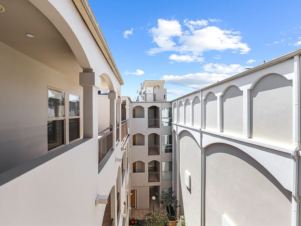 Top Floor View from Courtyard