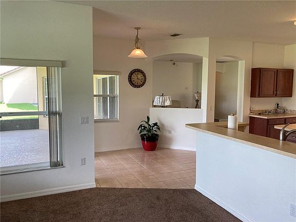 4th image of 3610 Valleyview Dr