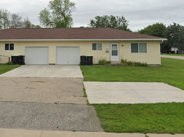 4300 10th St #4300, Menominee, MI 49858