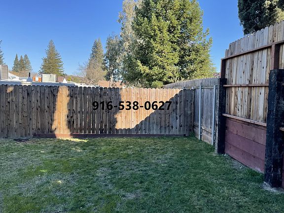 4th image of 8162 Sunrise East Way