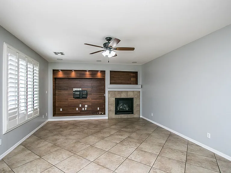 363 W Lantana Pl — Photo 7