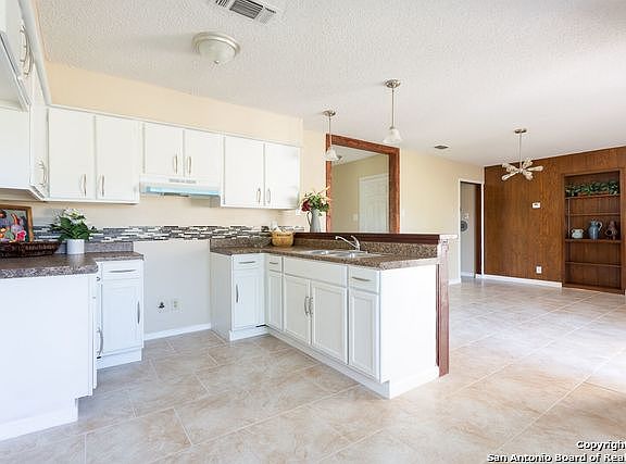3rd image of 434 Solar Dr