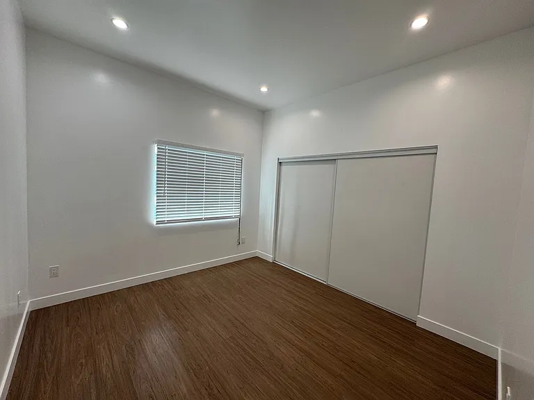 9525 Juniper St #1/2 — Photo 6