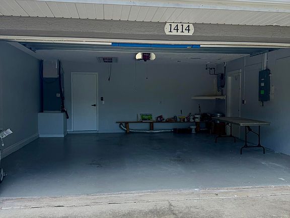4th image of 1414 Maximilian Ave