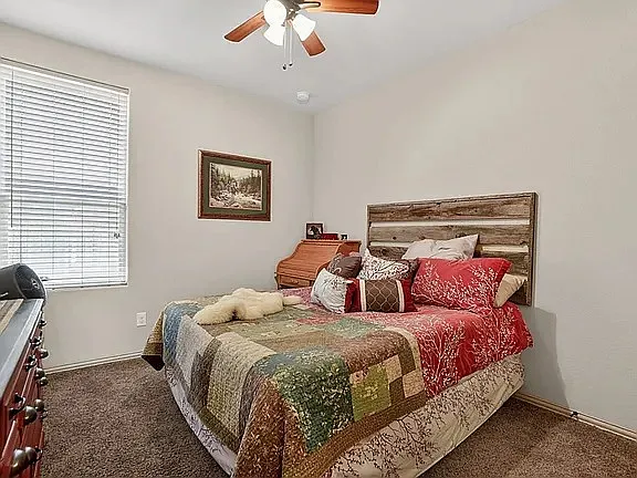 1606 San Francisco Ave — Photo 23