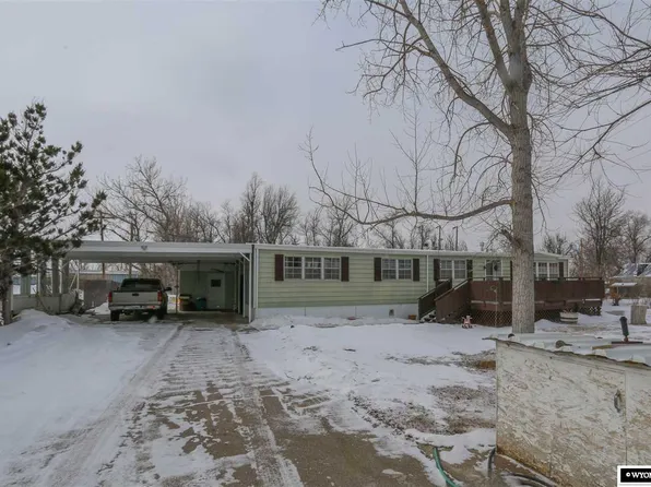 2700 Taxiway Pl, Casper, WY 82604