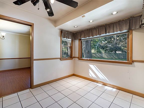 5th image of 804 Green Meadow Ave