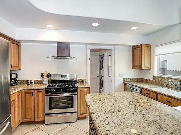 748 N La Jolla Ave #748 — Photo 7