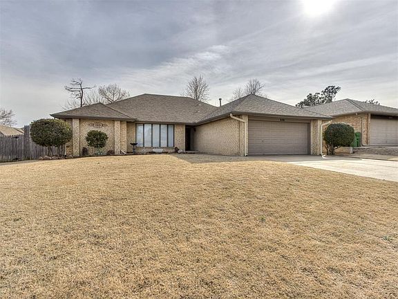 2nd image of 328 E Parkland Dr
