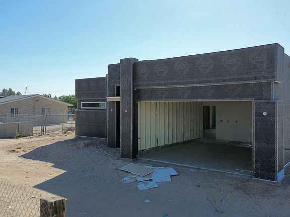 4th image of 13528 Miracerros Dr