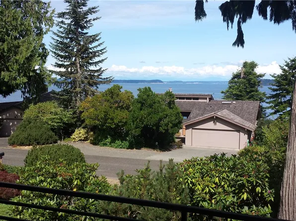 180 Montgomery Ln, Port Ludlow, WA 98365