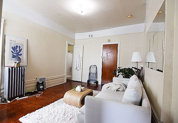 4th image of 285 New York Ave #3