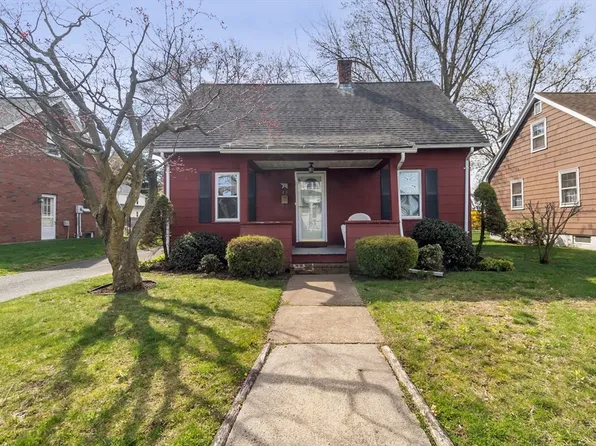 23 Kennedy St, Chicopee, MA 01013