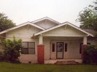 207 E Lawrence St, Wynnewood, OK 73098