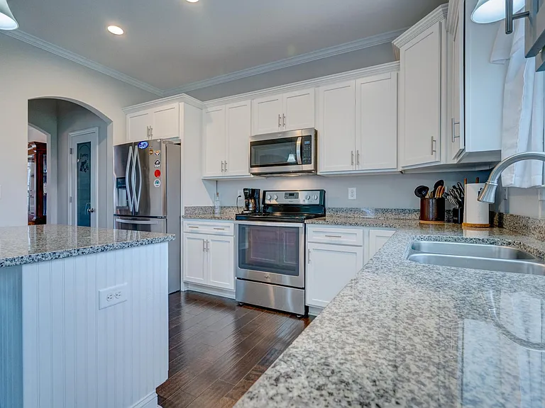 95 Ransom Dr — Photo 14