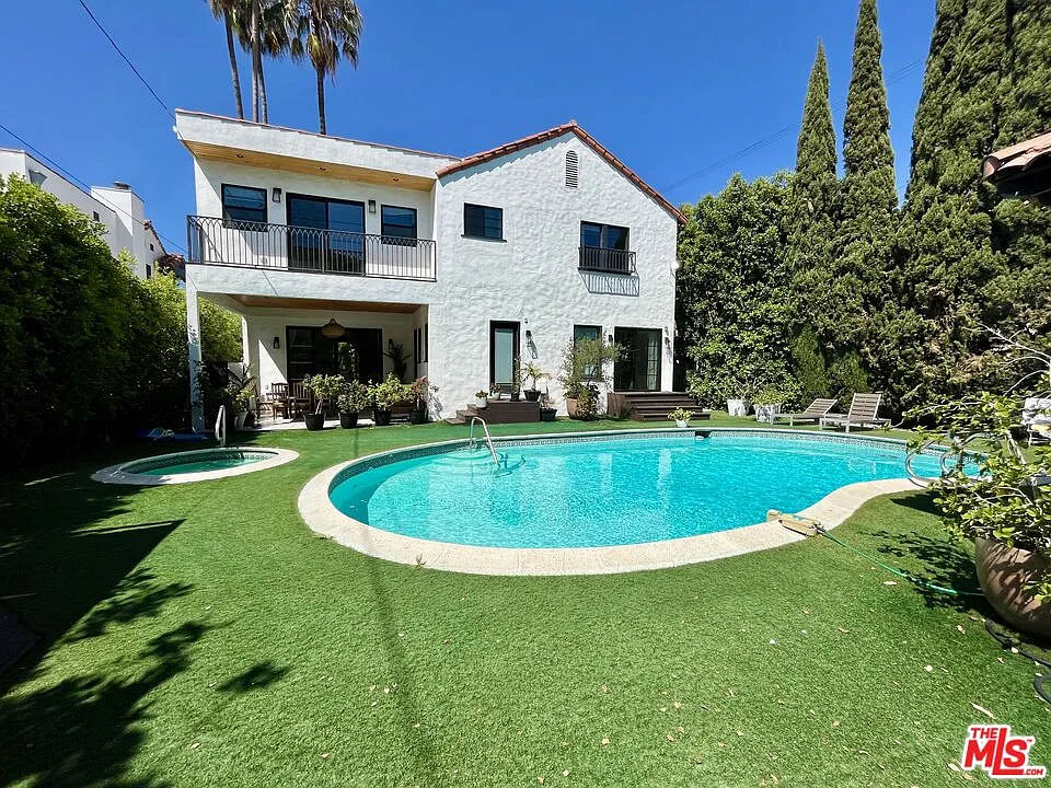 6 bed, 5.5 bath, 3230 sqft, $17,000 — Photo 1