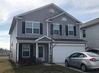 2533 Shadow Bend Dr, Columbus, IN 47201